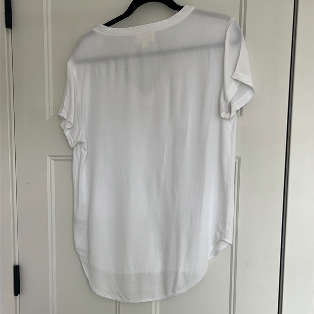 White Relaxed Asymmetrical Short Sleeve Tee - Picture 2 of 3